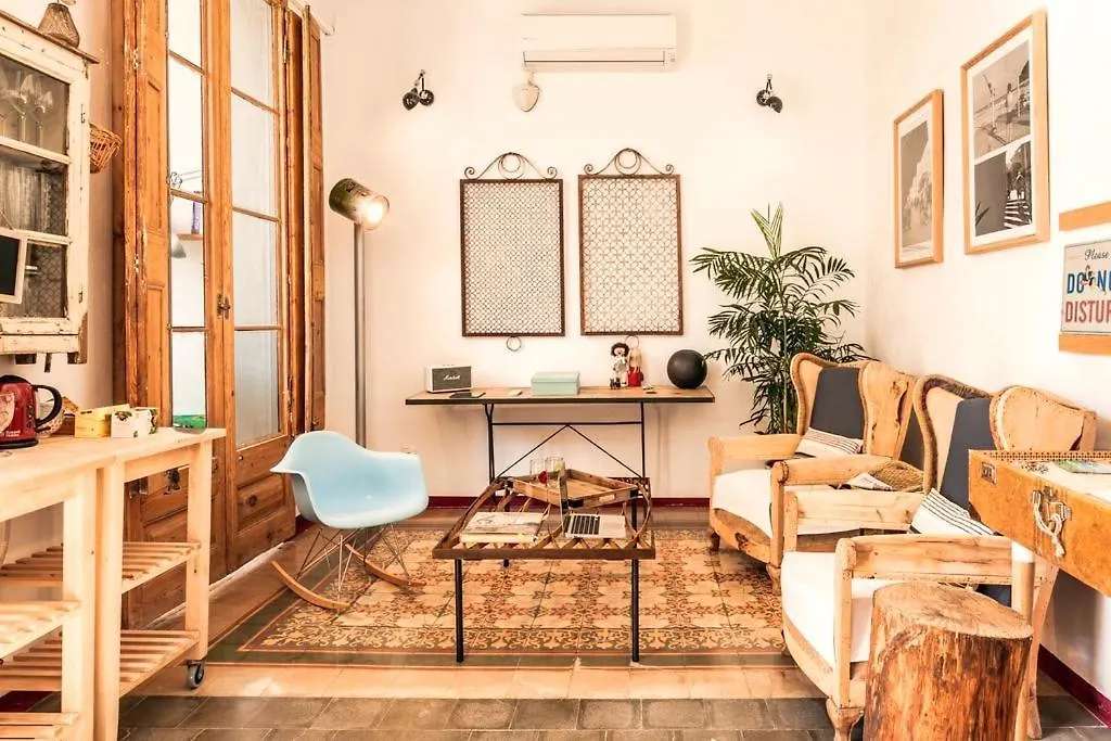 Hostel Factory Suites Barcelona Spain